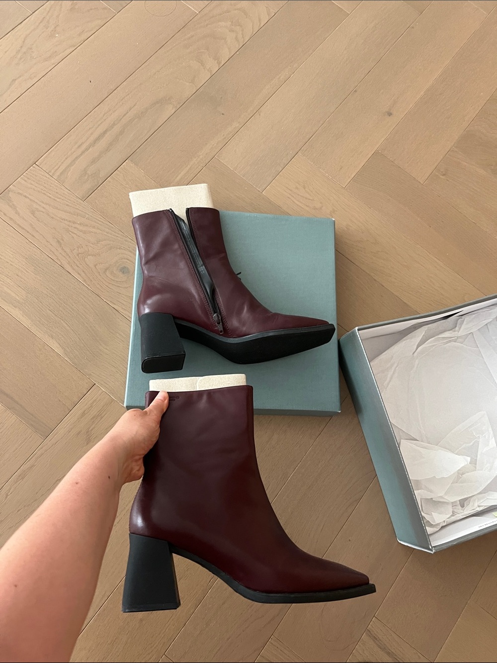 Vagabond Hedda burgundy boots